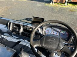 2010 Hino FC Cab chassis full